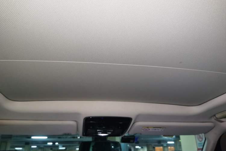 Used Land Rover Range 2016 3.0 SC V6 Vogue SE Long-Wheelbase Edition Headliner