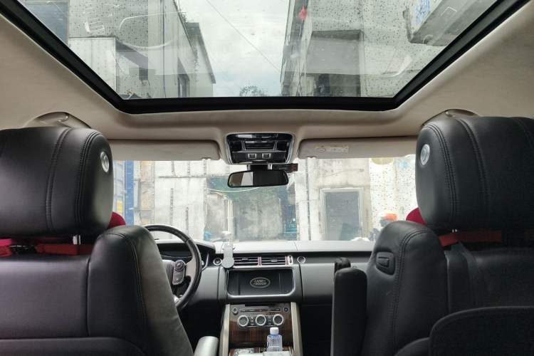 Used Land Rover Range 2016 3.0 SC V6 Vogue Extended Version Headliner
