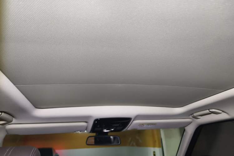 Used Land Rover Range 2016 3.0 SC V6 Vogue Extended Version Headliner
