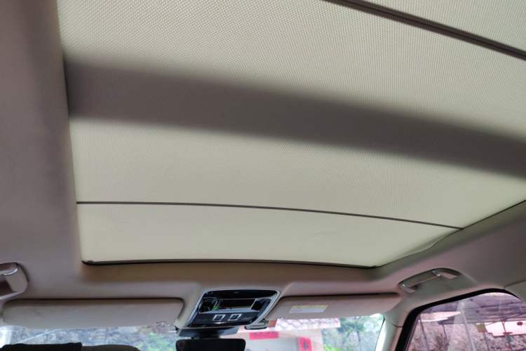 Used Land Rover Range 2016 3.0 SC V6 Vogue SE Long-Wheelbase Edition Headliner