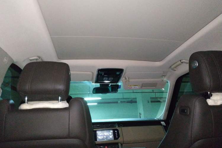 Used Land Rover Range 2016 3.0 SC V6 Vogue Extended Version Headliner