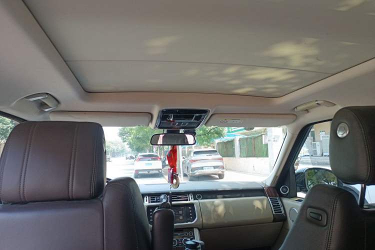 Used Land Rover Range 2016 3.0 SC V6 Vogue SE Long-Wheelbase Edition Headliner