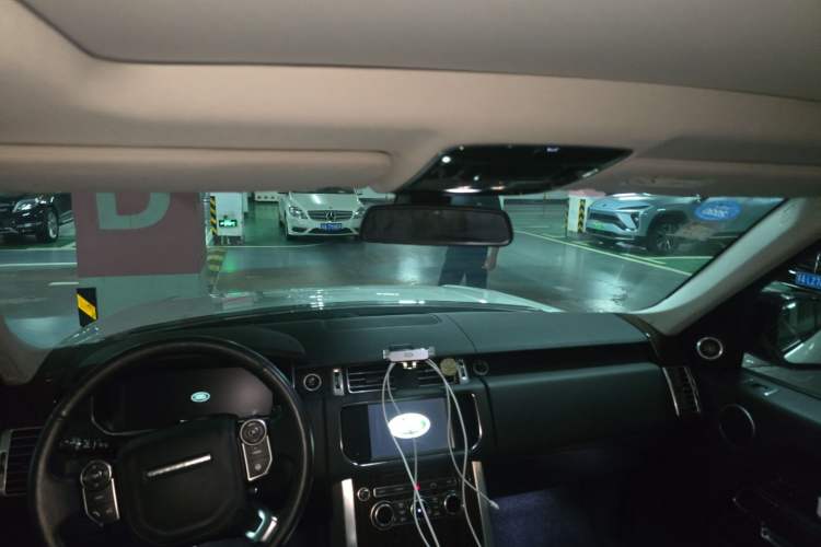Used Land Rover Range  Headliner