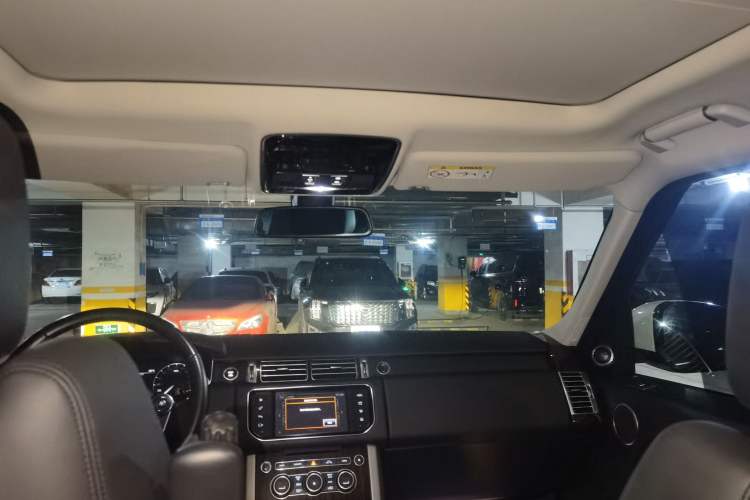 Used Land Rover Range  Headliner