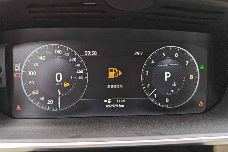 Used Land Rover Range 2016 5.0 SC V8 AB Prestige Extended Version Instrument Cluster
