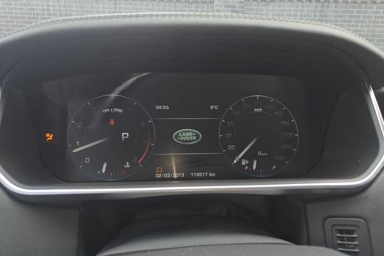 Used Land Rover Range 2016 3.0 SC V6 Vogue Extended Version Instrument Cluster