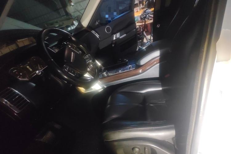 Used Land Rover Range  Left Front Seat