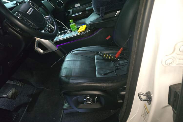 Used Land Rover Range  Left Front Seat