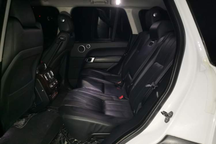 Used Land Rover Range 2016 3.0 SC V6 Vogue Left Rear Seat