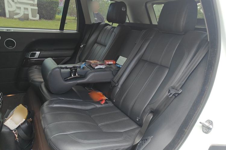 Used Land Rover Range 2016 3.0 SC V6 Vogue SE Long-Wheelbase Edition Left Rear Seat