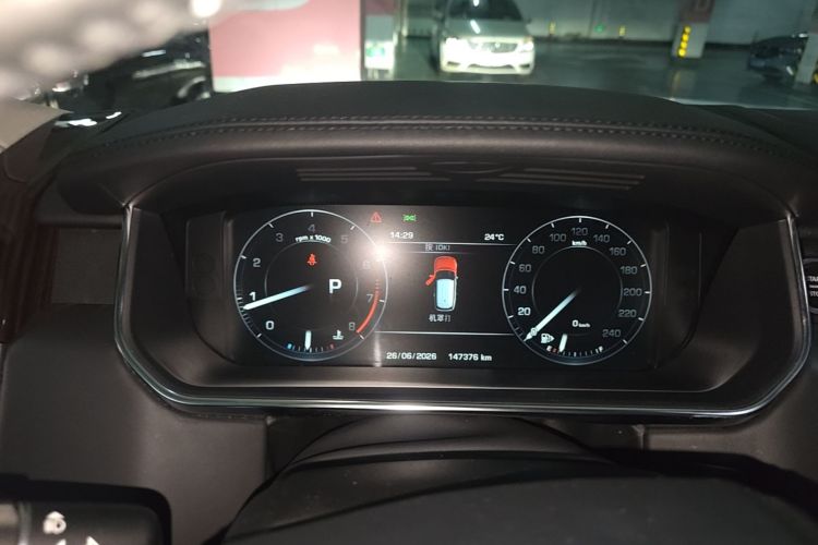 Used Land Rover Range  Odometer Close Up