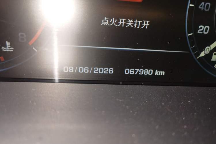 Used Land Rover Range  Odometer Close Up