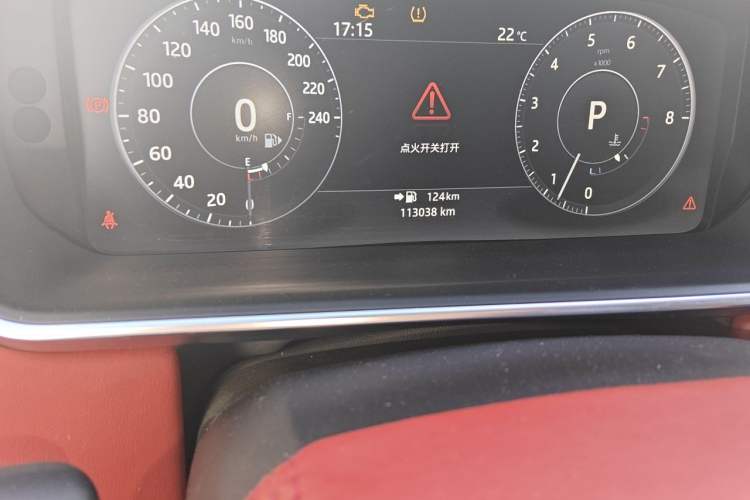 Used Land Rover Range 2016 3.0 SC V6 Vogue SE Long-Wheelbase Edition Odometer Close Up