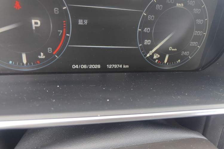 Used Land Rover Range 2016 3.0 SC V6 Vogue SE Long-Wheelbase Edition Odometer Close Up