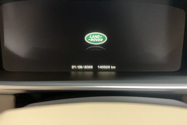 Used Land Rover Range 2016 3.0 SC V6 Vogue Odometer Close Up