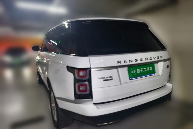 Used Land Rover Range 2016 3.0 SC V6 Vogue Extended Version Rear Left 45 Deg
