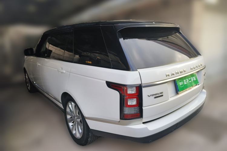Used Land Rover Range 2016 3.0 SC V6 Vogue Extended Version Rear Left 45 Deg