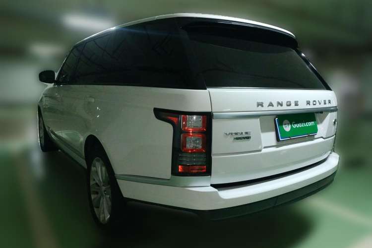 Used Land Rover Range 2016 3.0 SC V6 Vogue Extended Version Rear Left 45 Deg