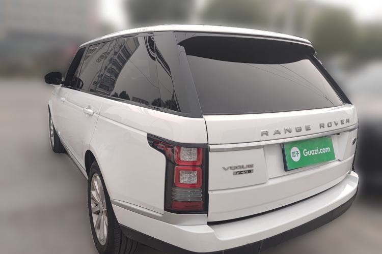 Used Land Rover Range 2016 3.0 SC V6 Vogue Extended Version Rear Left 45 Deg