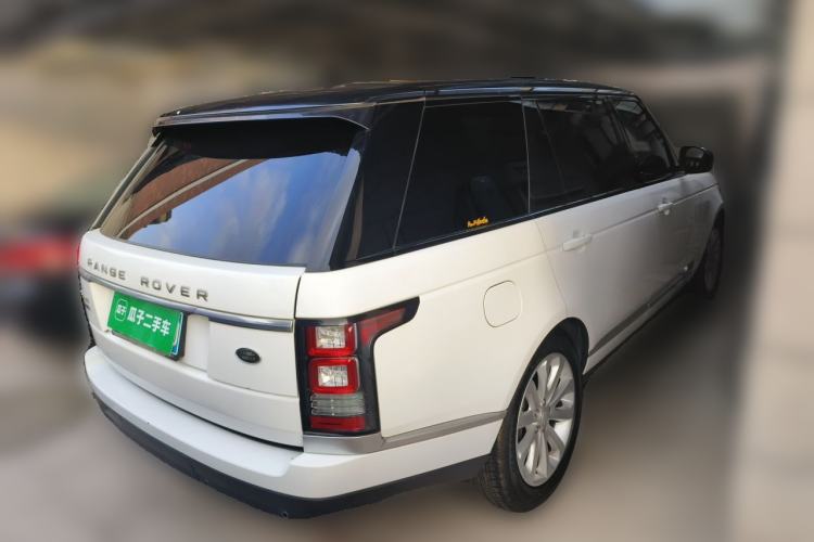 Used Land Rover Range 2016 3.0 SC V6 Vogue Extended Version Rear Right 45 Deg