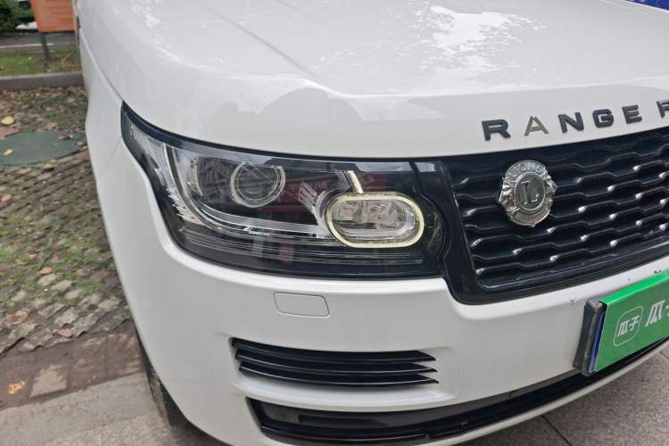 Used Land Rover Range 2016 3.0 SC V6 Vogue Extended Version Right Front Headlight