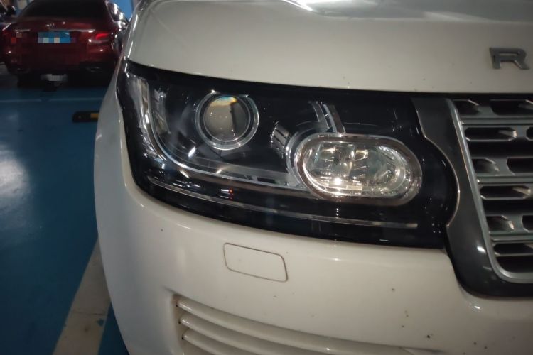 Used Land Rover Range 2016 3.0 SC V6 Vogue Extended Version Right Front Headlight