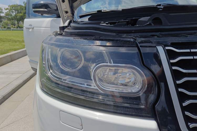 Used Land Rover Range 2016 3.0 SC V6 Vogue SE Long-Wheelbase Edition Right Front Headlight