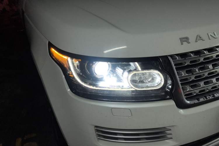 Used Land Rover Range  Right Front Headlight