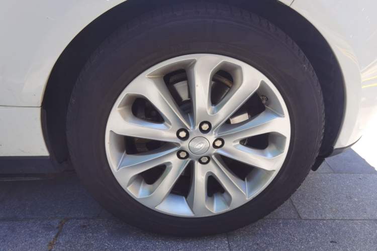 Used Land Rover Range 2016 3.0 SC V6 Vogue Right Front Wheel Hub