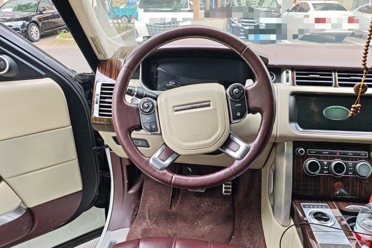 Used Land Rover Range 2016 5.0 SC V8 AB Prestige Extended Version Steering Wheel