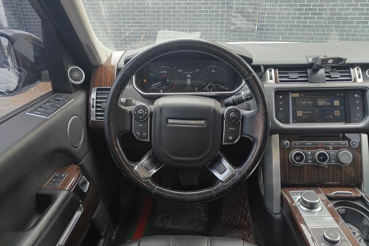 Used Land Rover Range 2016 3.0 SC V6 Vogue Extended Version Steering Wheel