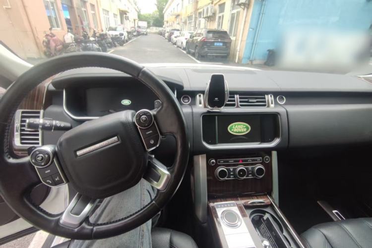 Used Land Rover Range 2016 3.0 SC V6 Vogue SE Long-Wheelbase Edition Steering Wheel