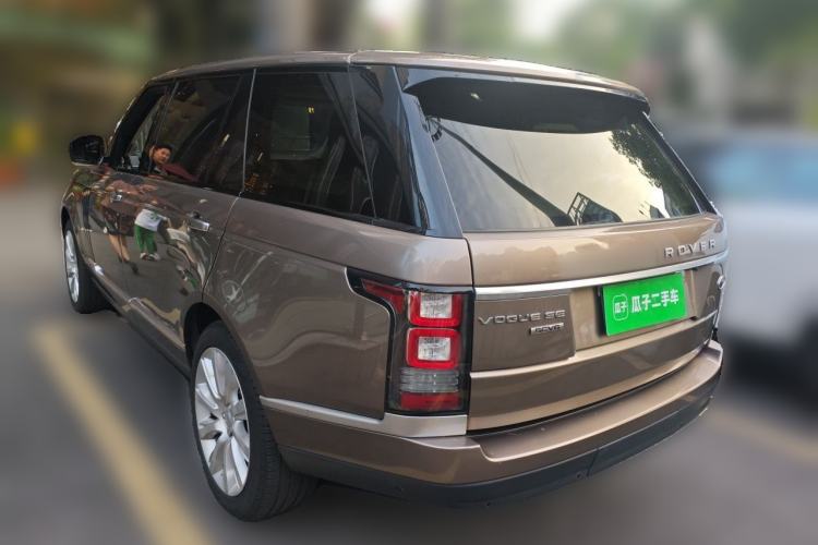 Used Land Rover Range 2016 3.0 SC V6 Vogue SE Long-Wheelbase Edition Rear Left 45 Deg