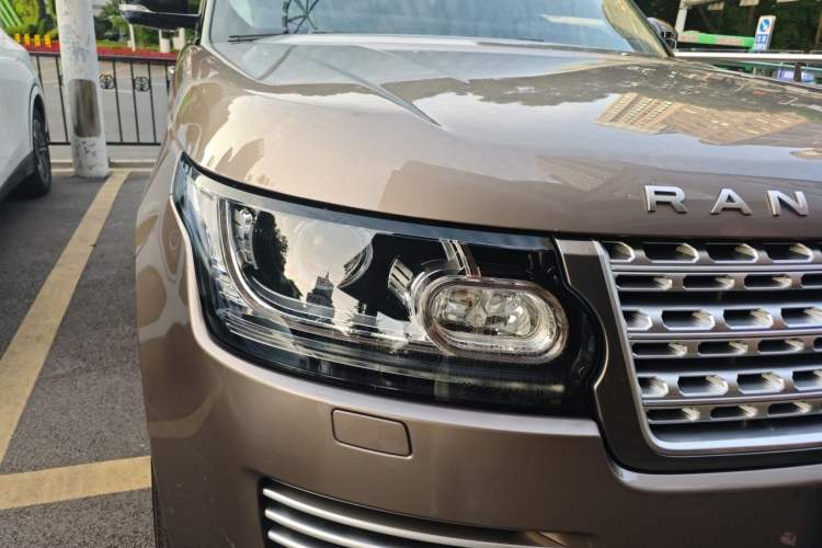 Used Land Rover Range 2016 3.0 SC V6 Vogue SE Long-Wheelbase Edition Right Front Headlight