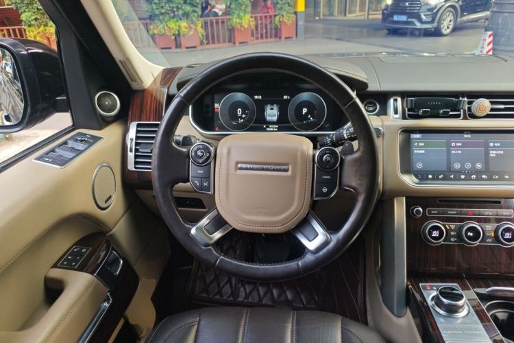 Used Land Rover Range 2016 3.0 SC V6 Vogue SE Long-Wheelbase Edition Steering Wheel