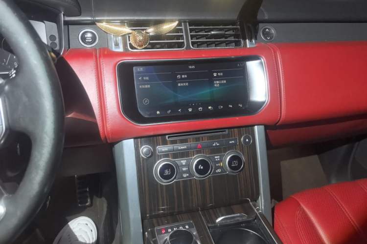 Used Land Rover Range 2017 3.0 SC V6 AB Prestige Extended Edition Audio And AC Panel