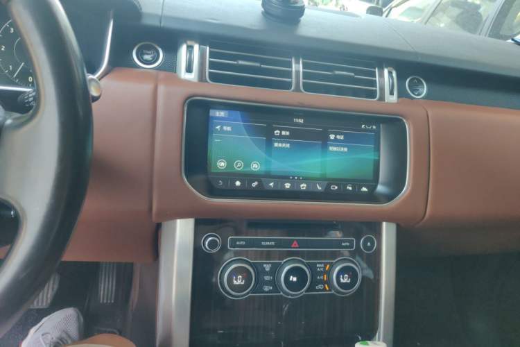 Used Land Rover Range  Audio And AC Panel