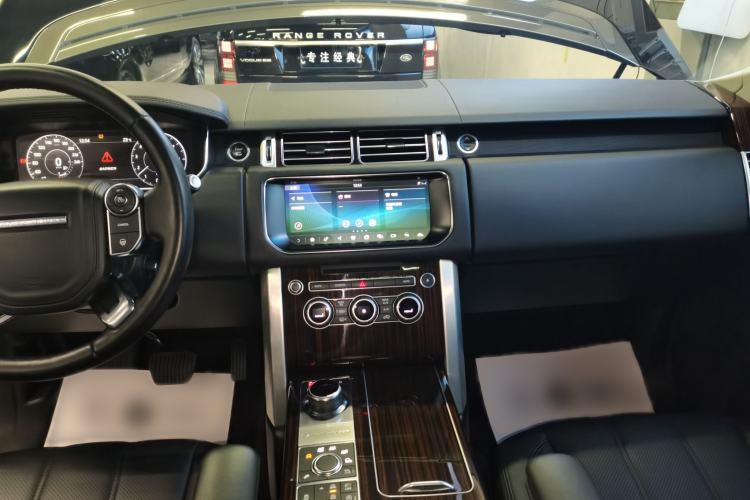 Used Land Rover Range 2017 3.0 SC V6 Vogue Extended Version Audio And AC Panel