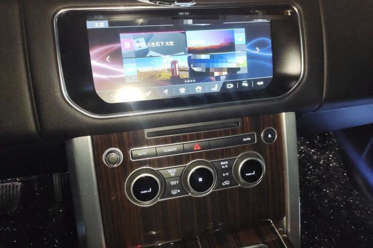 Used Land Rover Range 2017 3.0 SC V6 Grand Edition Audio And AC Panel