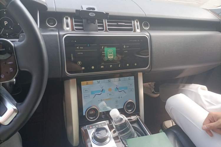 Used Land Rover Range  Audio And AC Panel