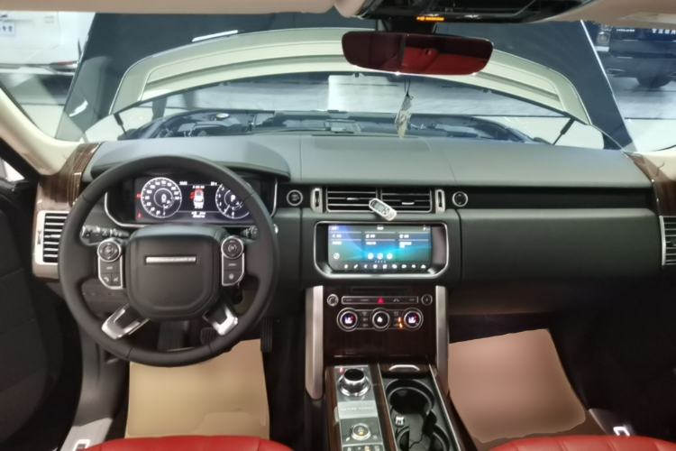 Used Land Rover Range 2017 3.0 SC V6 Vogue SE Long-Wheelbase Edition Center Console