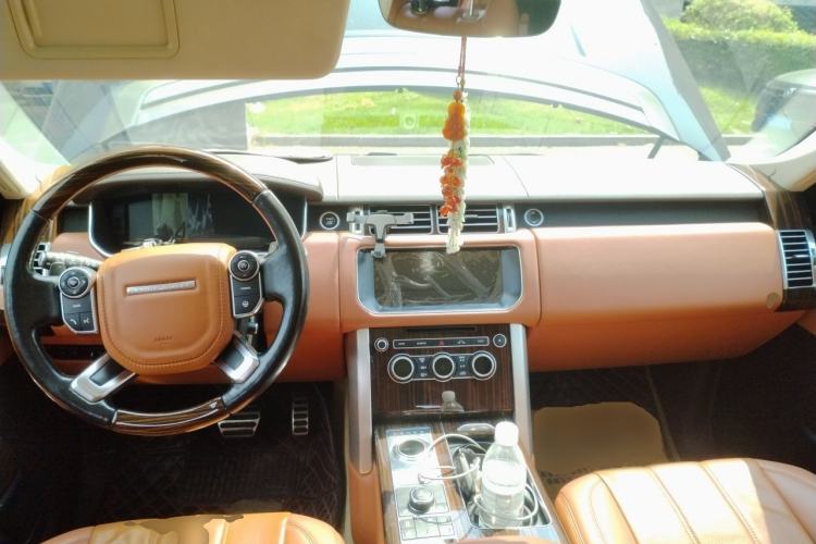 Used Land Rover Range  Center Console