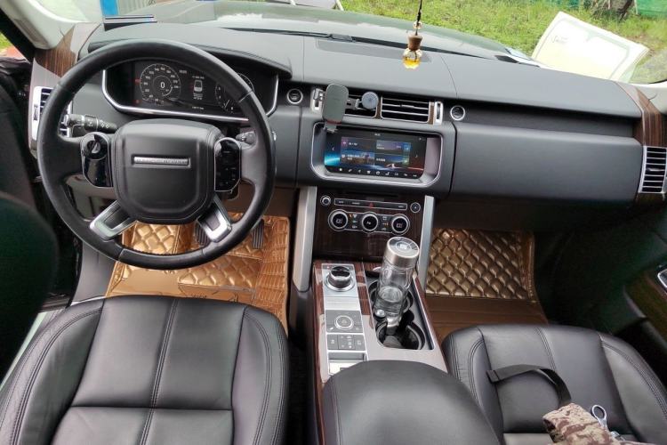Used Land Rover Range  Center Console