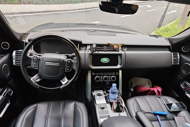 Used Land Rover Range  Center Console
