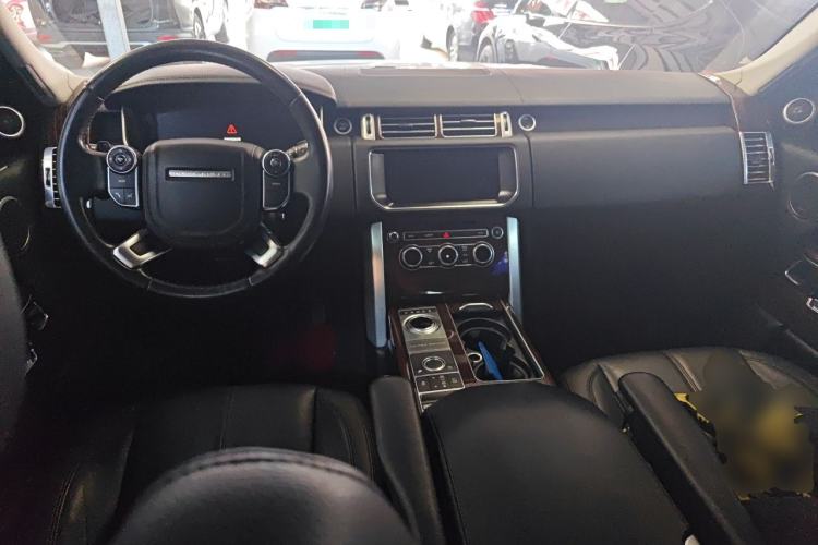 Used Land Rover Range  Center Console
