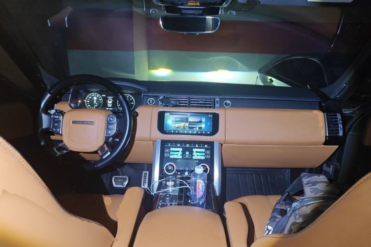 Used Land Rover Range  Center Console
