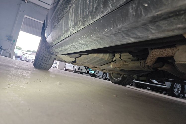 Used Land Rover Range  Chassis Front Right