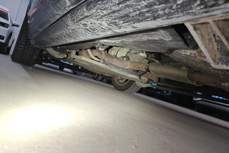 Used Land Rover Range  Chassis Rear Left