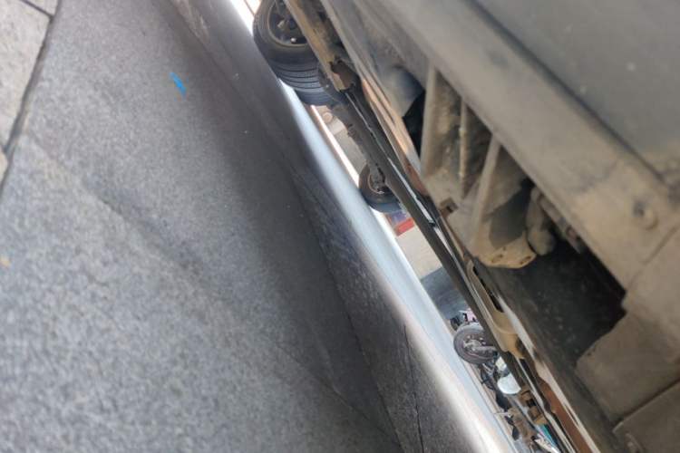 Used Land Rover Range  Chassis Rear Left