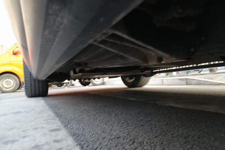 Used Land Rover Range  Chassis Rear Left